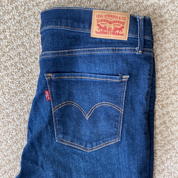 Levi’s 720 - Picture 2 of 4